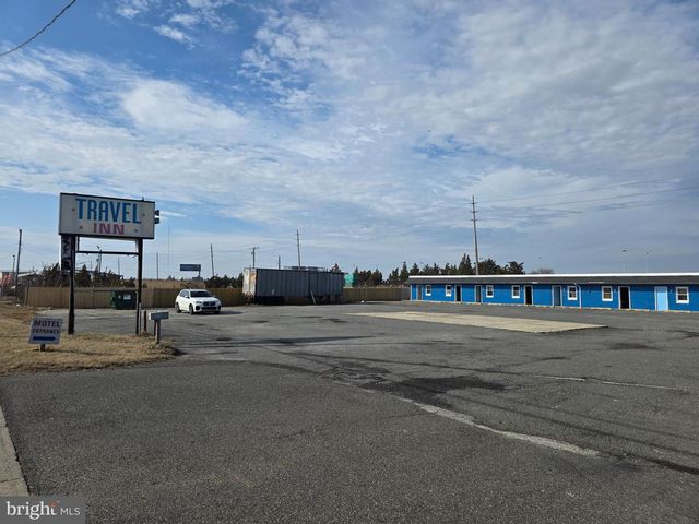 7070 BLACK HORSE PIKE, Pleasantville, NJ 08232