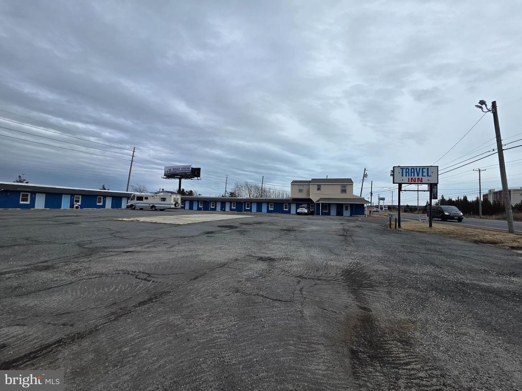 7070 BLACK HORSE PIKE, Pleasantville, NJ 08232