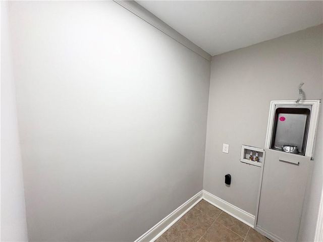 5715 Harding Drive, Mableton, GA 30126