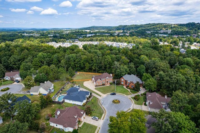 7715 Asherton Lane, Chattanooga, TN 37421
