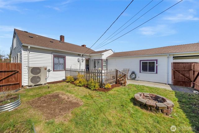 1814 2nd Street, Marysville, WA 98270