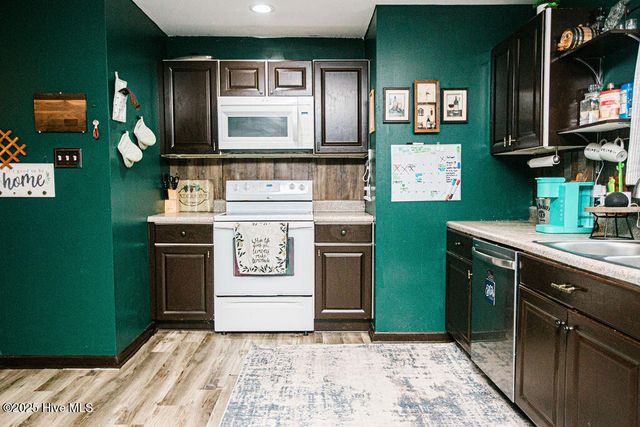 508 Thyme Court, Jacksonville, NC 28540