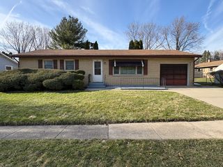 215 Phyllis Avenue, Rochelle, IL 61068