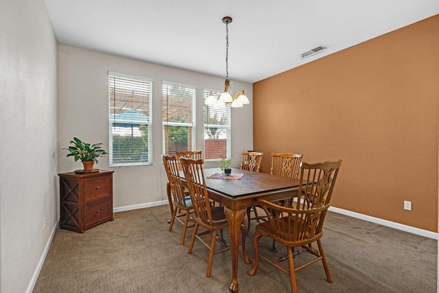 921 Kennedy Pl, Tracy, CA 95377