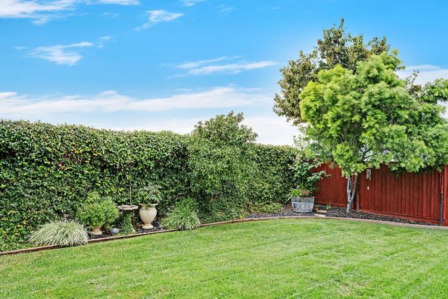 921 Kennedy Pl, Tracy, CA 95377