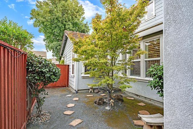 921 Kennedy Pl, Tracy, CA 95377