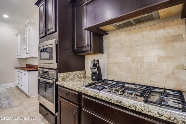 2923 Cypress Creek Drive, D'iberville, MS 39540