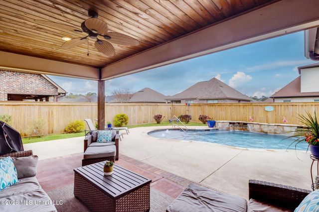 2923 Cypress Creek Drive, D'iberville, MS 39540