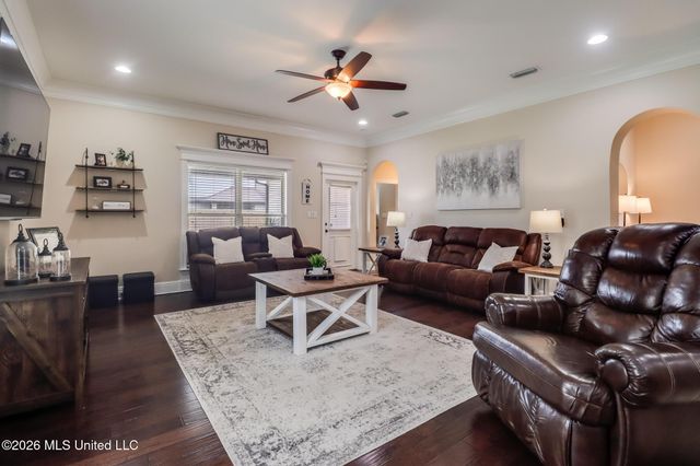 2923 Cypress Creek Drive, D'iberville, MS 39540