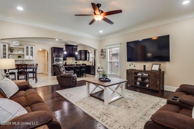 2923 Cypress Creek Drive, D'iberville, MS 39540