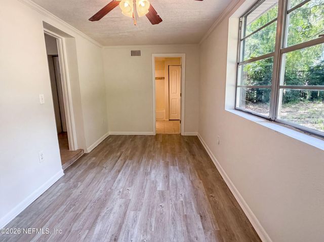5928 LAKE RIDGE Avenue, Jacksonville, FL 32211