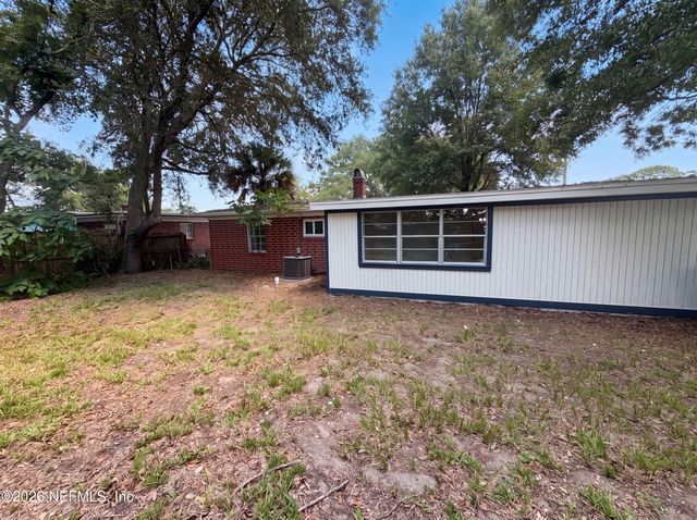 5928 LAKE RIDGE Avenue, Jacksonville, FL 32211