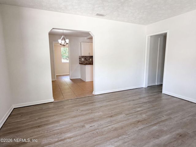 5928 LAKE RIDGE Avenue, Jacksonville, FL 32211