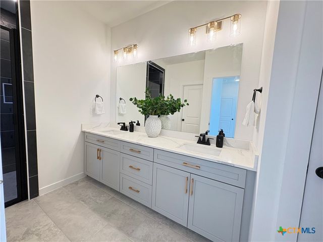 727 Liberty Park Drive, Belton, TX 76513