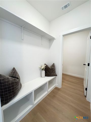 727 Liberty Park Drive, Belton, TX 76513