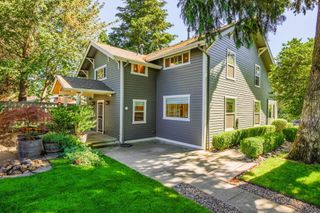 111 Cedar Street, Rogue River, OR 97537