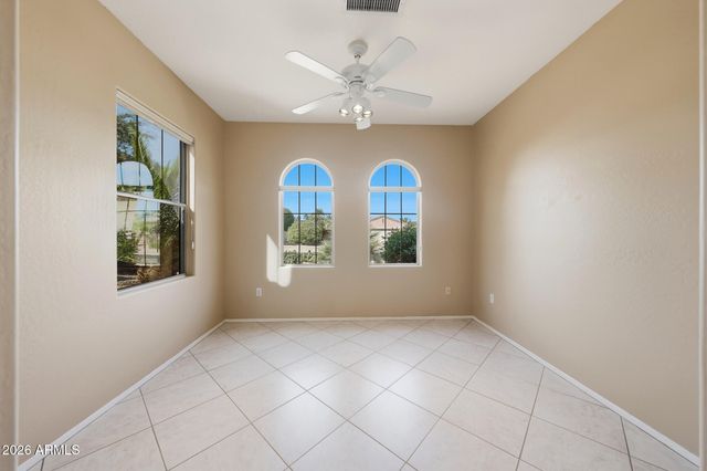 15437 W MOONLIGHT Way, Surprise, AZ 85374