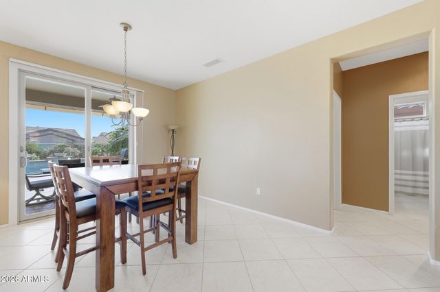 15437 W MOONLIGHT Way, Surprise, AZ 85374