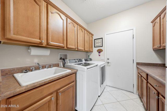 15437 W MOONLIGHT Way, Surprise, AZ 85374