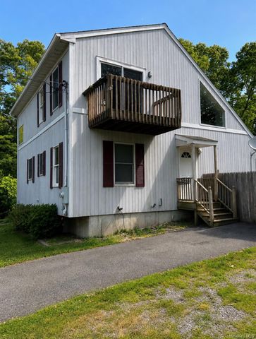 58 Iroquois Trail, Ridge, NY 11961