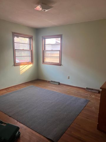 1444 Ames Avenue E, Saint Paul, MN 55106