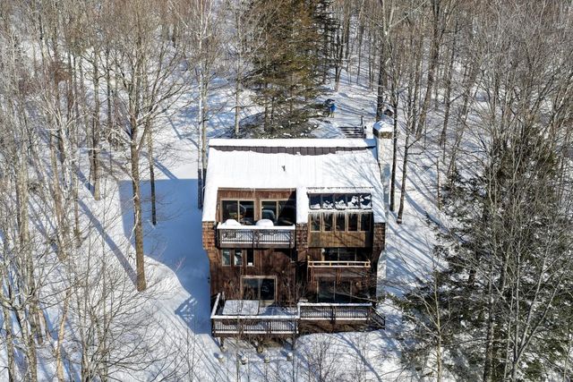 760 East Ash Road, Plymouth, VT 05056