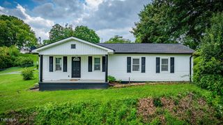 307 Dover Avenue, Mount Carmel, TN 37645