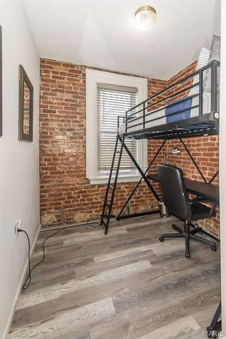 4992 Botanical Avenue 2F, St Louis, MO 63110