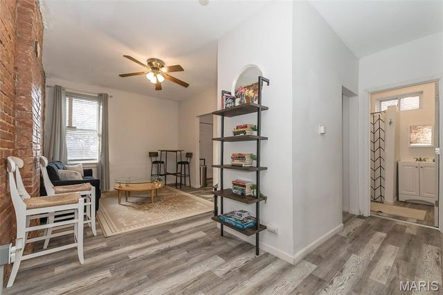 4992 Botanical Avenue 2F, St Louis, MO 63110