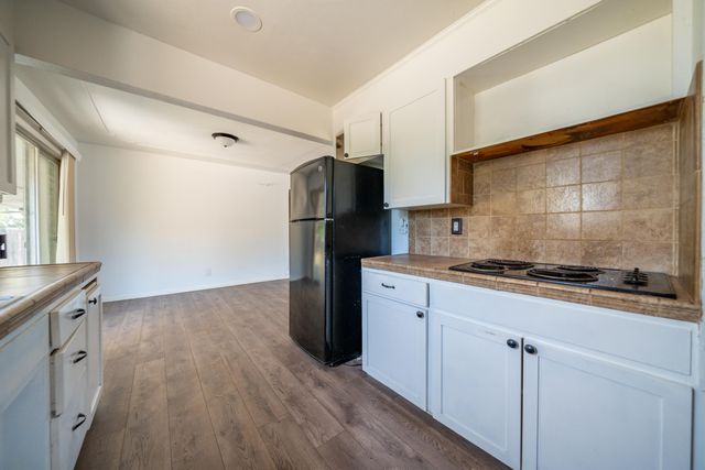 852 Lake Boulevard, Redding, CA 96003