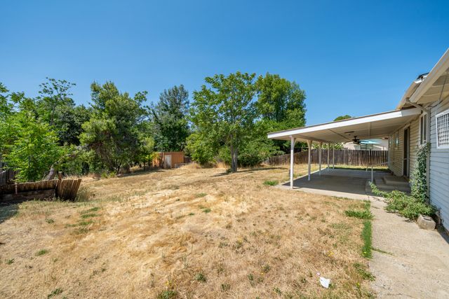 852 Lake Boulevard, Redding, CA 96003