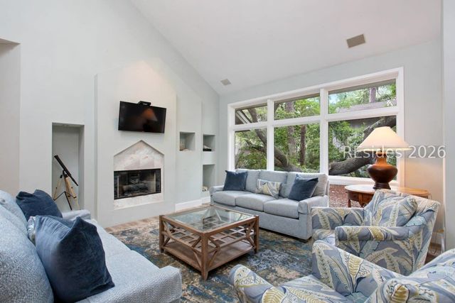5 Bald Eagle Rd, Hilton Head Island, SC 29928