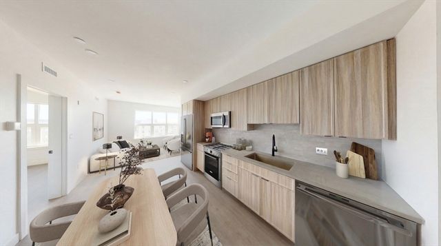 75 Willow Ct 311, Boston, MA 02125