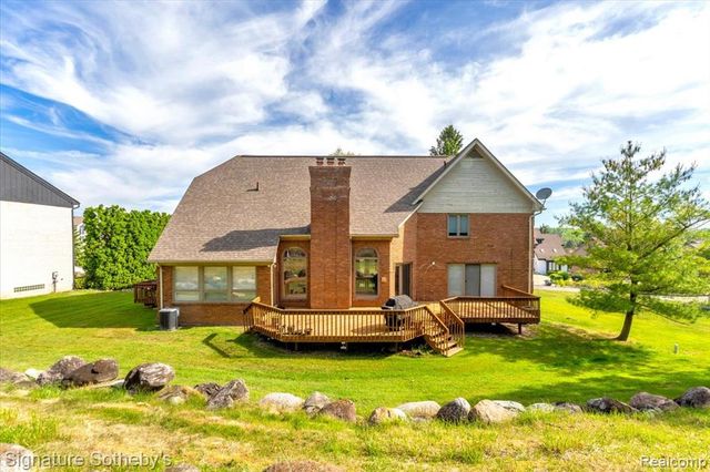 4156 Marlwood Drive, West Bloomfield, MI 48323