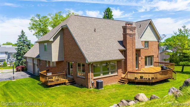 4156 Marlwood Drive, West Bloomfield, MI 48323