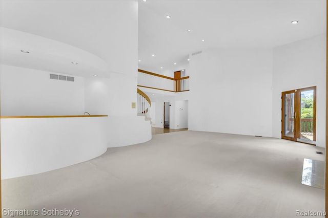 4156 Marlwood Drive, West Bloomfield, MI 48323