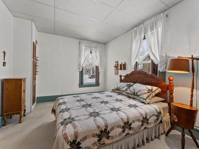 617 N 7th STREET, Manitowoc, WI 54220