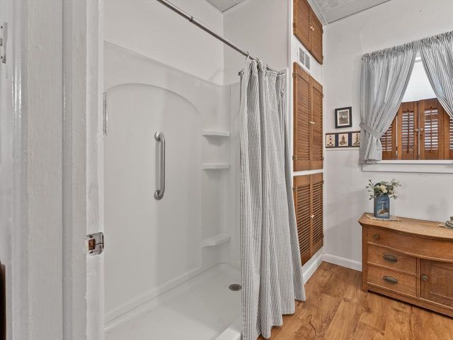 617 N 7th STREET, Manitowoc, WI 54220