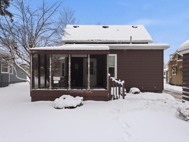 617 N 7th STREET, Manitowoc, WI 54220