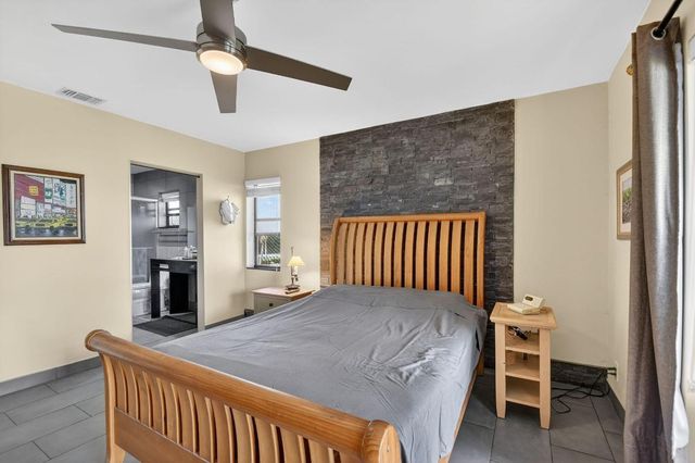 4900 Lucerne Lakes Boulevard 201, Lake Worth, FL 33467