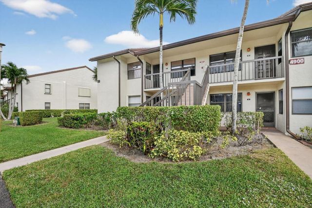 4900 Lucerne Lakes Boulevard 201, Lake Worth, FL 33467