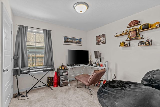 5 W Locust, Sumrall, MS 39482