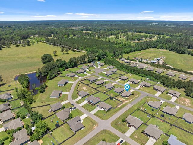 5 W Locust, Sumrall, MS 39482