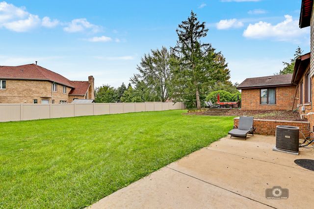 15555 Wolf Road, Orland Park, IL 60467