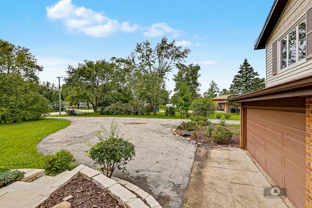 15555 Wolf Road, Orland Park, IL 60467