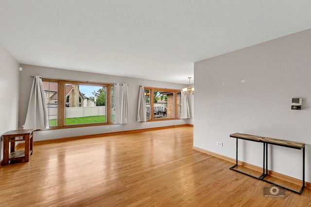 15555 Wolf Road, Orland Park, IL 60467