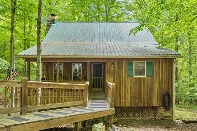 395 Stoneybrook Road, Burnside, KY 42519