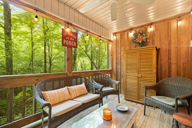 395 Stoneybrook Road, Burnside, KY 42519