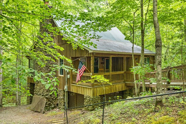 395 Stoneybrook Road, Burnside, KY 42519