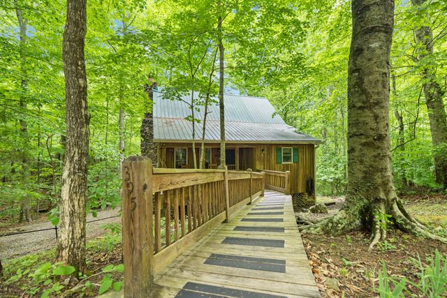 395 Stoneybrook Road, Burnside, KY 42519